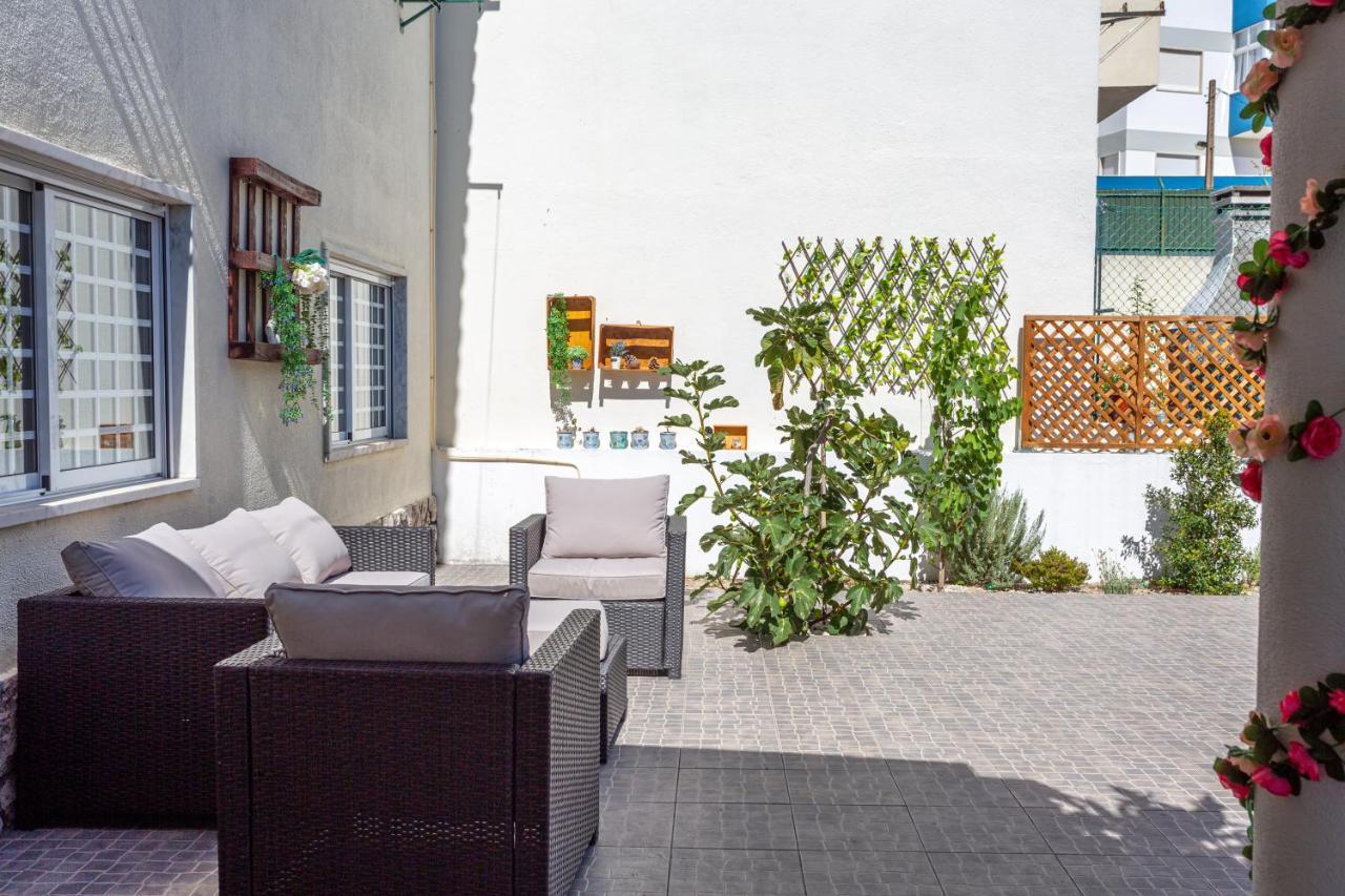 Caparica Sun Beach Villa ชาร์เนกา ภายนอก รูปภาพ