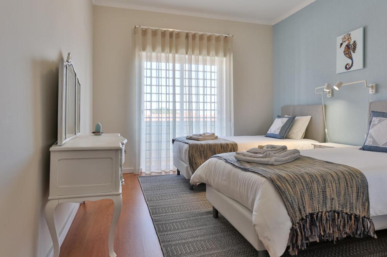 Caparica Sun Beach Villa ชาร์เนกา ภายนอก รูปภาพ