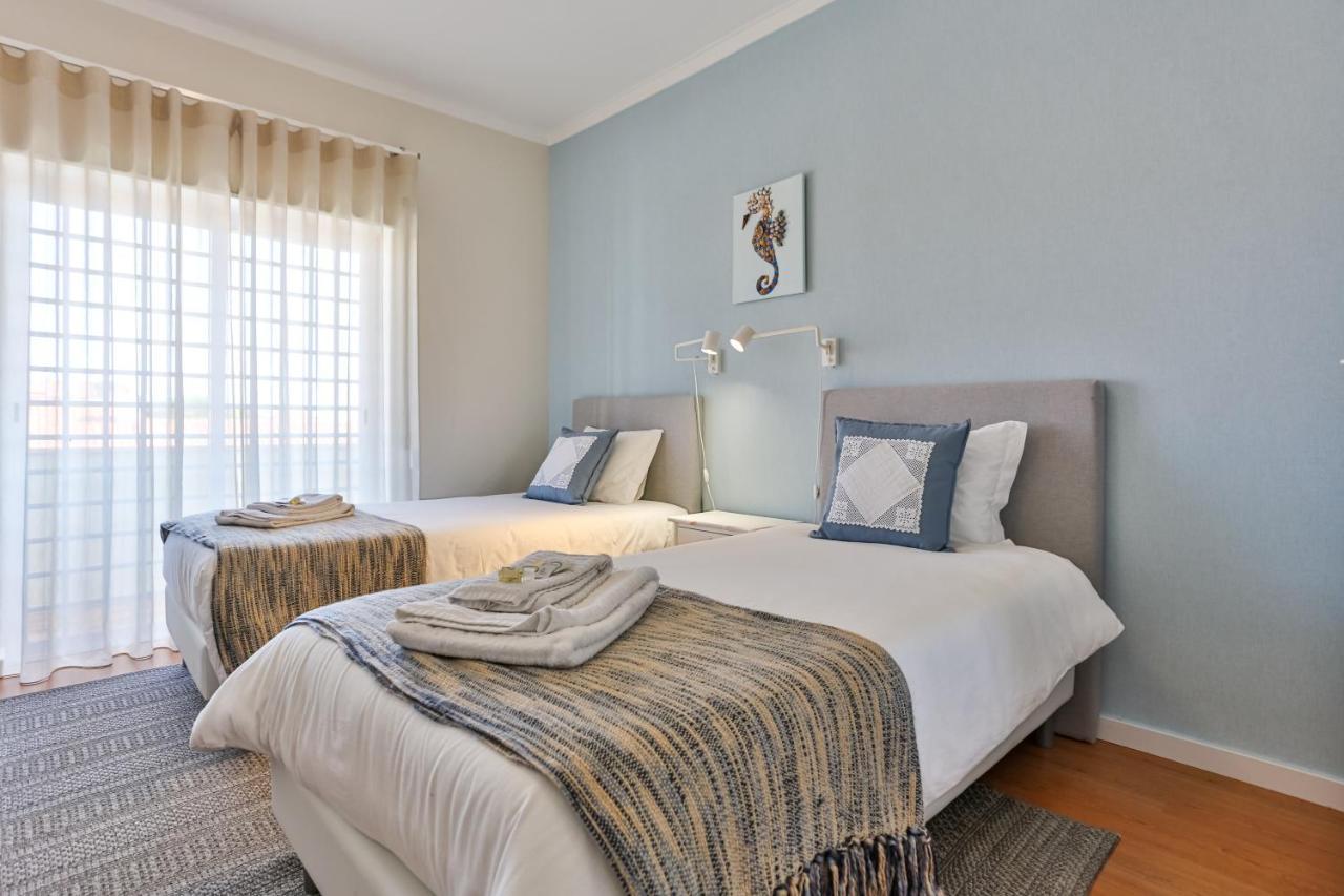 Caparica Sun Beach Villa ชาร์เนกา ภายนอก รูปภาพ