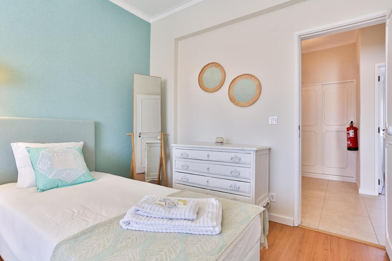 Caparica Sun Beach Villa ชาร์เนกา ภายนอก รูปภาพ
