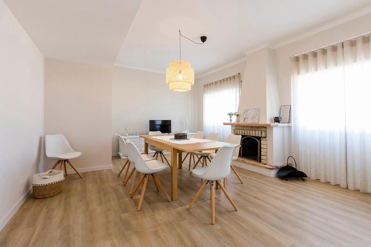 Caparica Sun Beach Villa ชาร์เนกา ภายนอก รูปภาพ